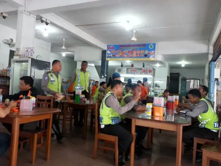 Kedai Kopi Boga Bakso Ikan 10