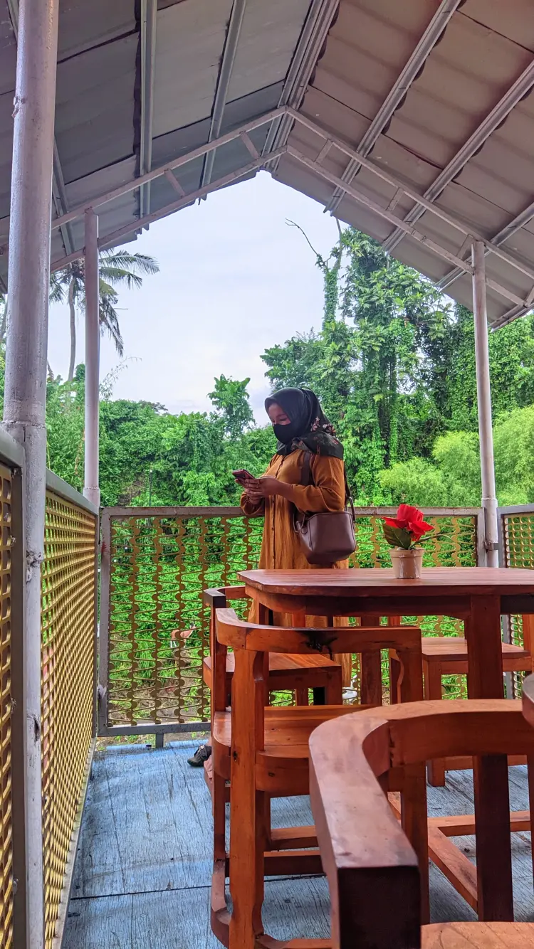 Warung Kali Lereng 7