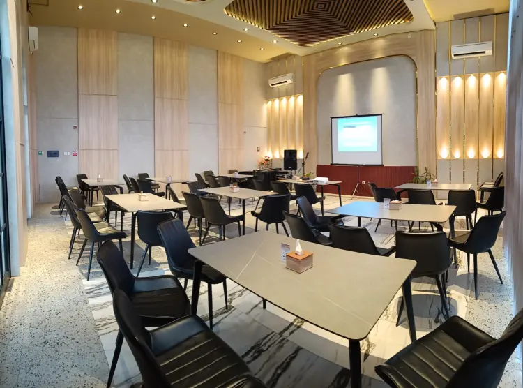 Ocean Garden Tepi brantas Kepanjen 1