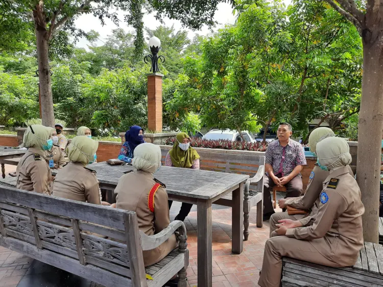 Rumah Makan Praukuno 6