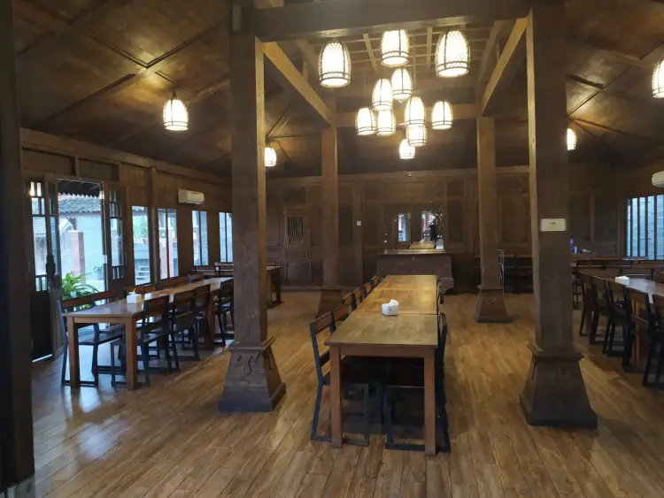 Rumah Makan Praukuno 8
