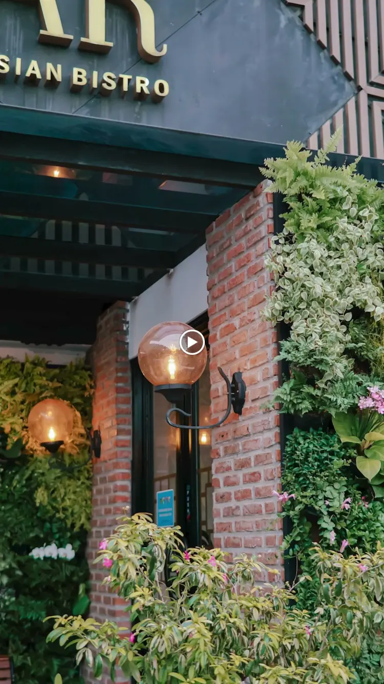 Adamar Kitchen and Lounge 6