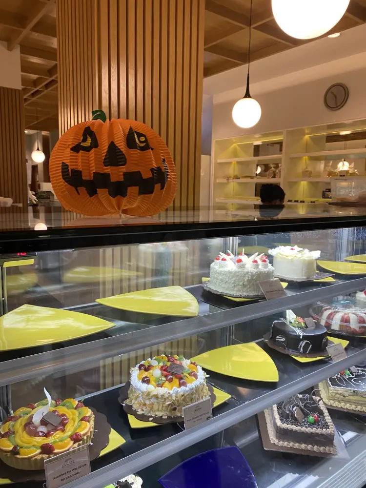 DECAFE Resto, Pastry & Bakery Balikpapan 3