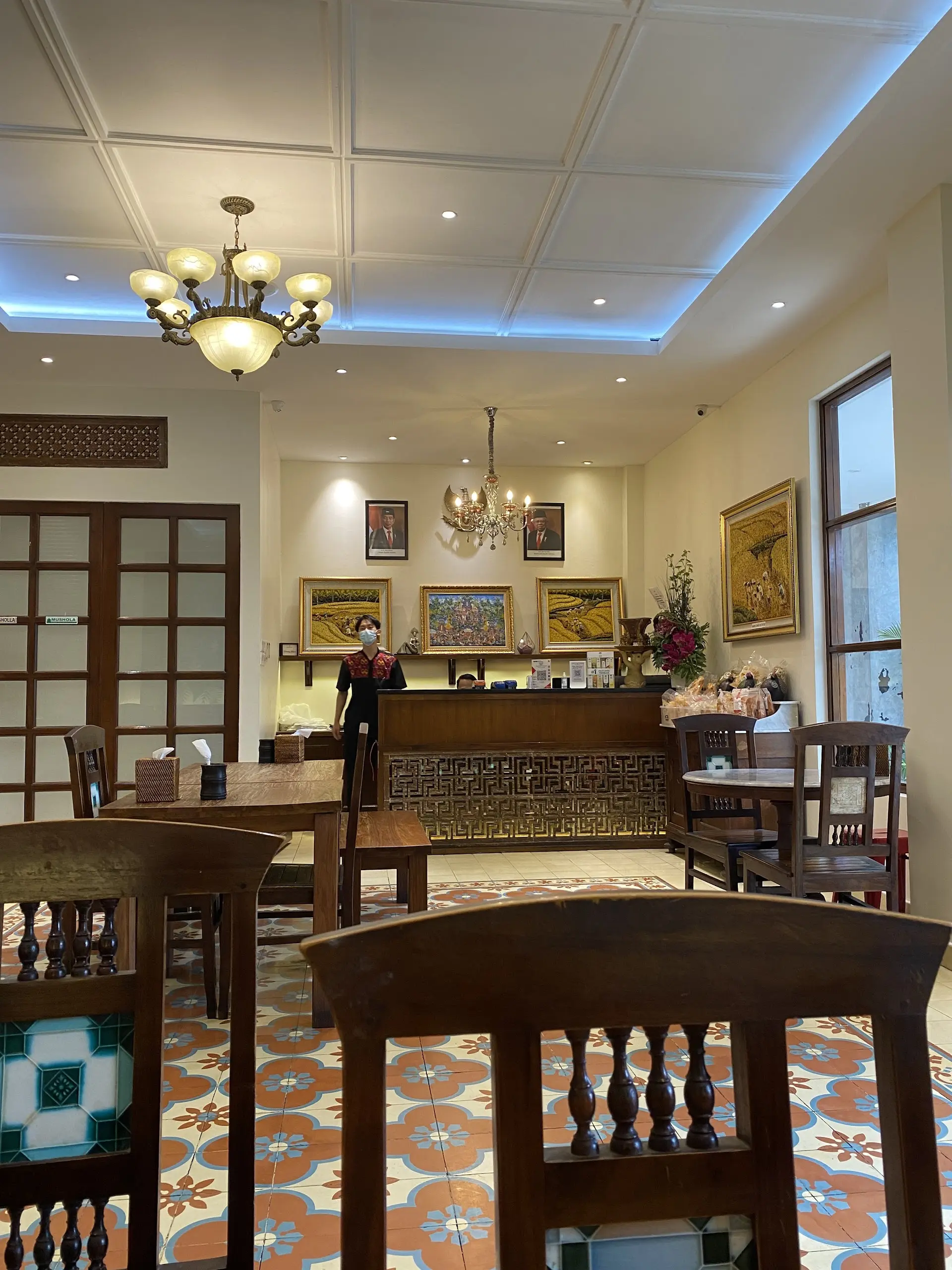 为了一只“迷你”烤鸡,我从雅加达堵到坦格朗,值吗? 4