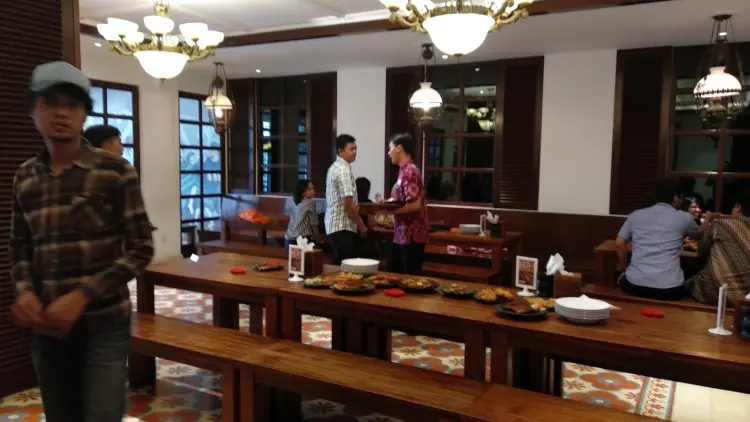 Rumah Makan Putera Lombok - Alam Sutera 9