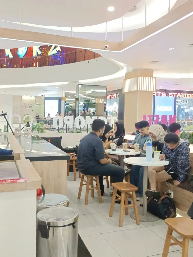 TOMORO COFFEE - FX Sudirman 4