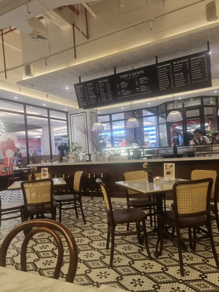 Toby's Estate Pakuwon Mall Bekasi 6