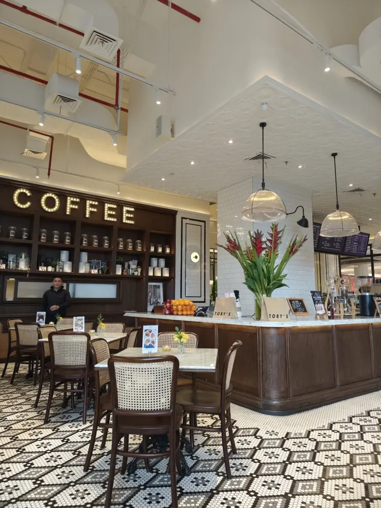 Toby's Estate Pakuwon Mall Bekasi 2