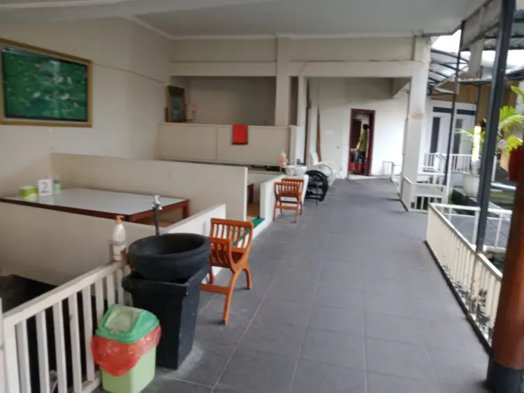 Lesehan dan Kolam Pancing KRESNA 3