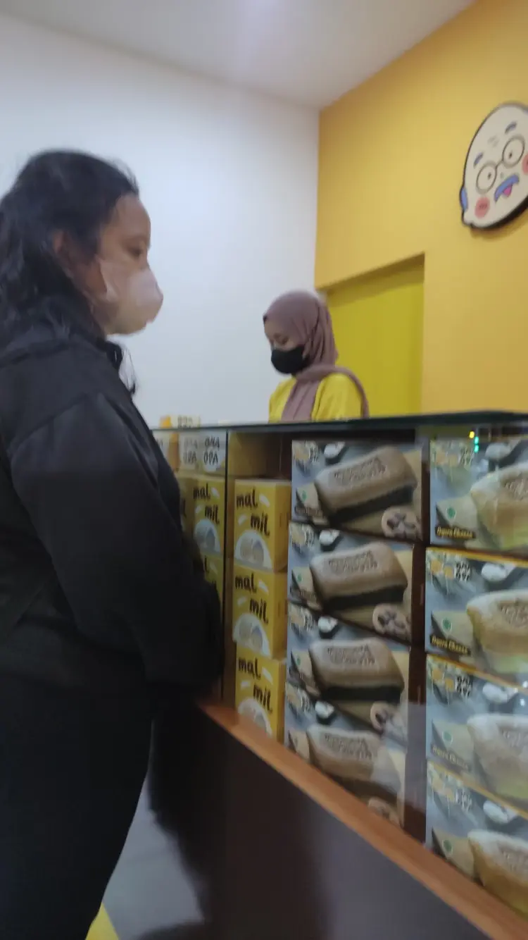 Oma Opa Cakery Makamhaji 10