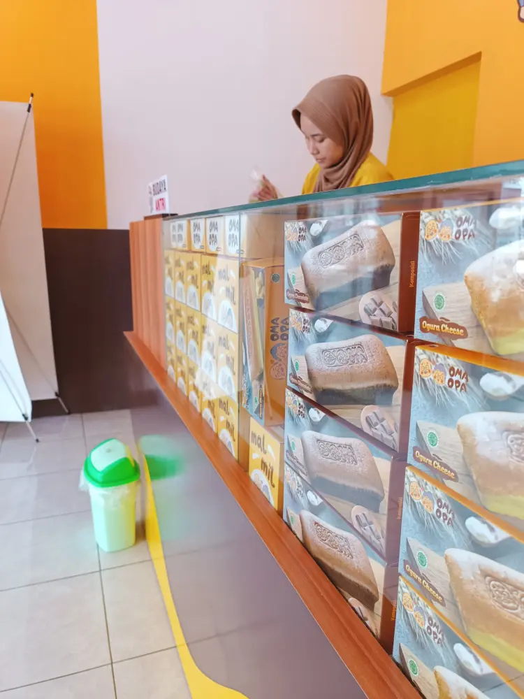 Oma Opa Cakery Makamhaji 7