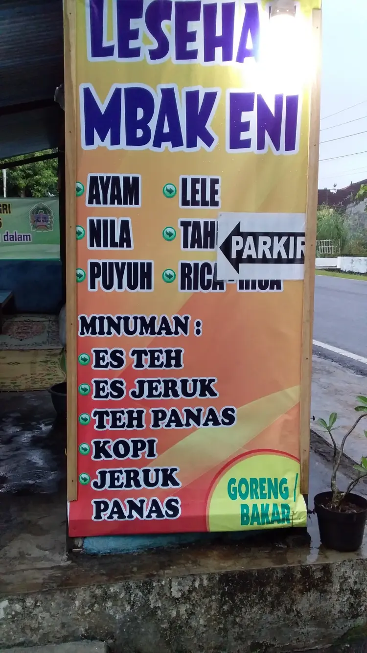 Lesehan Mbak Eni 2
