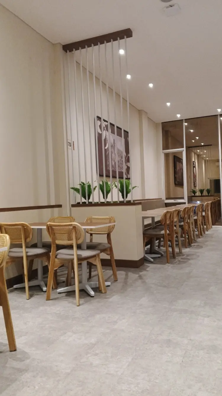 Kopi Kenangan - Ruko Pejaten Raya 3