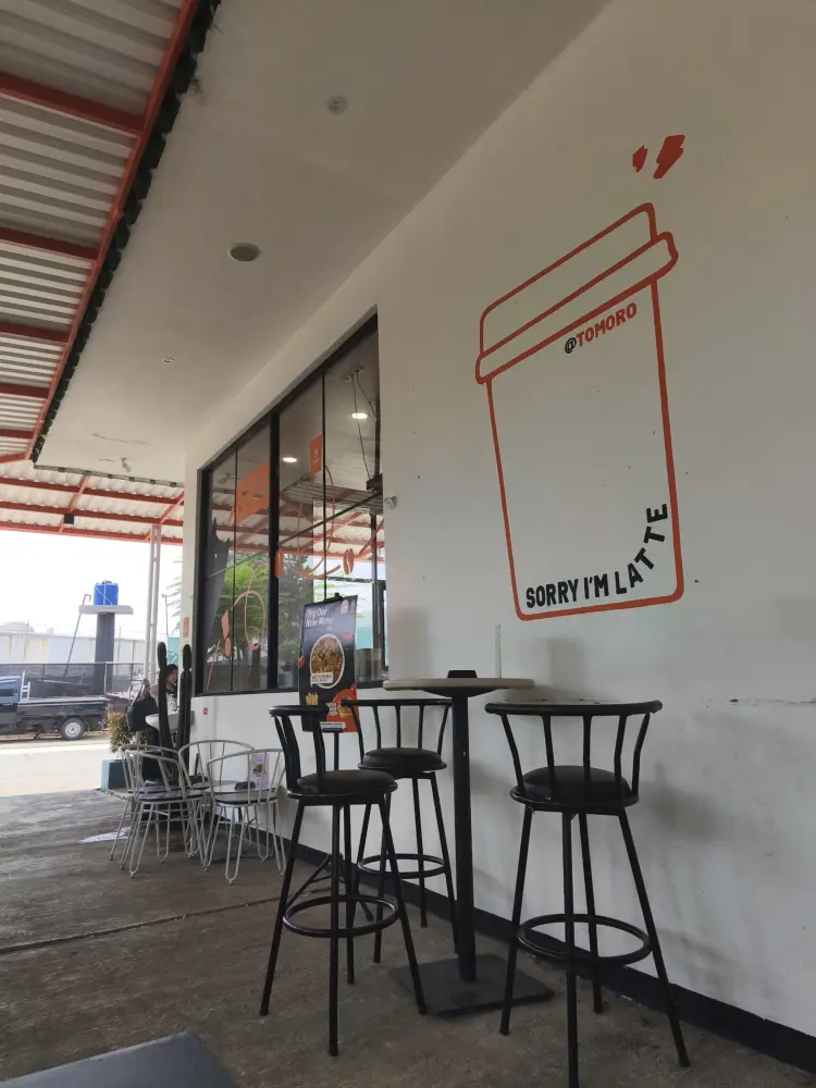 TOMORO COFFEE - Karadenan 4