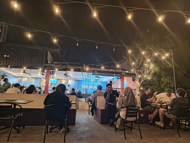 Burjo Ngegas 24 Jam Setiabudi Semarang 2