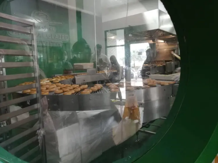 Krispy Kreme - Kota Harapan Indah 10