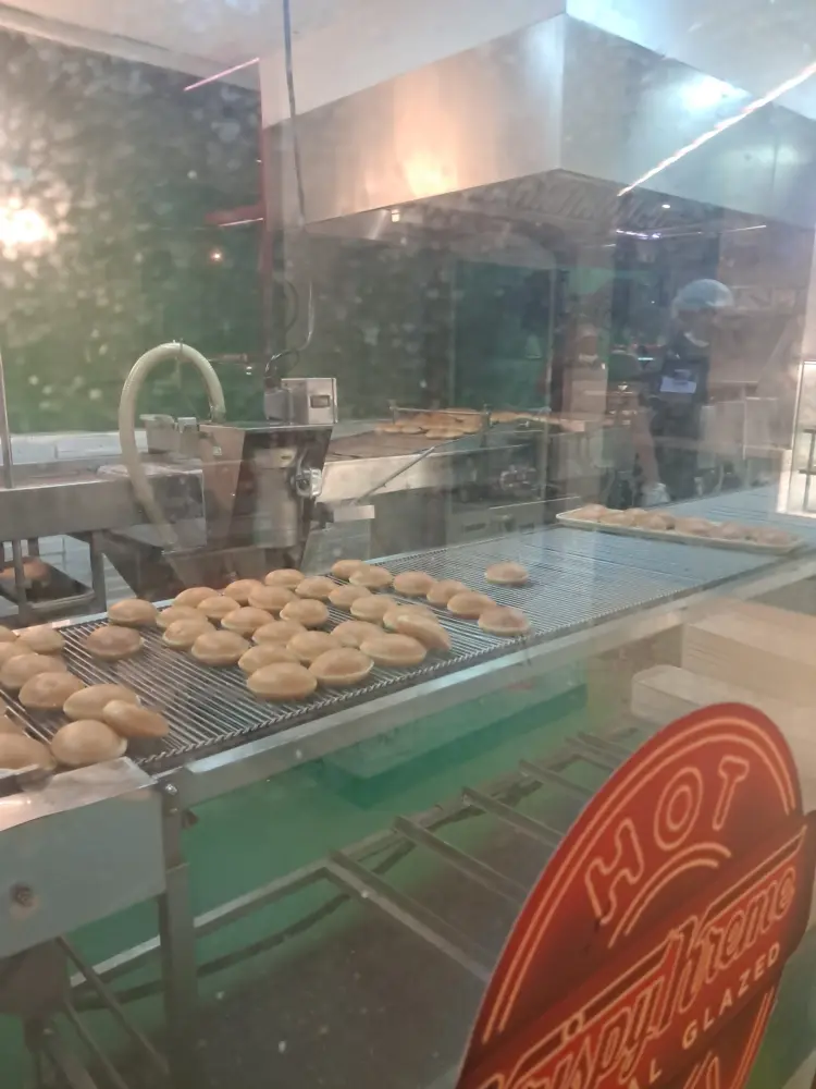 Krispy Kreme - Kota Harapan Indah 6