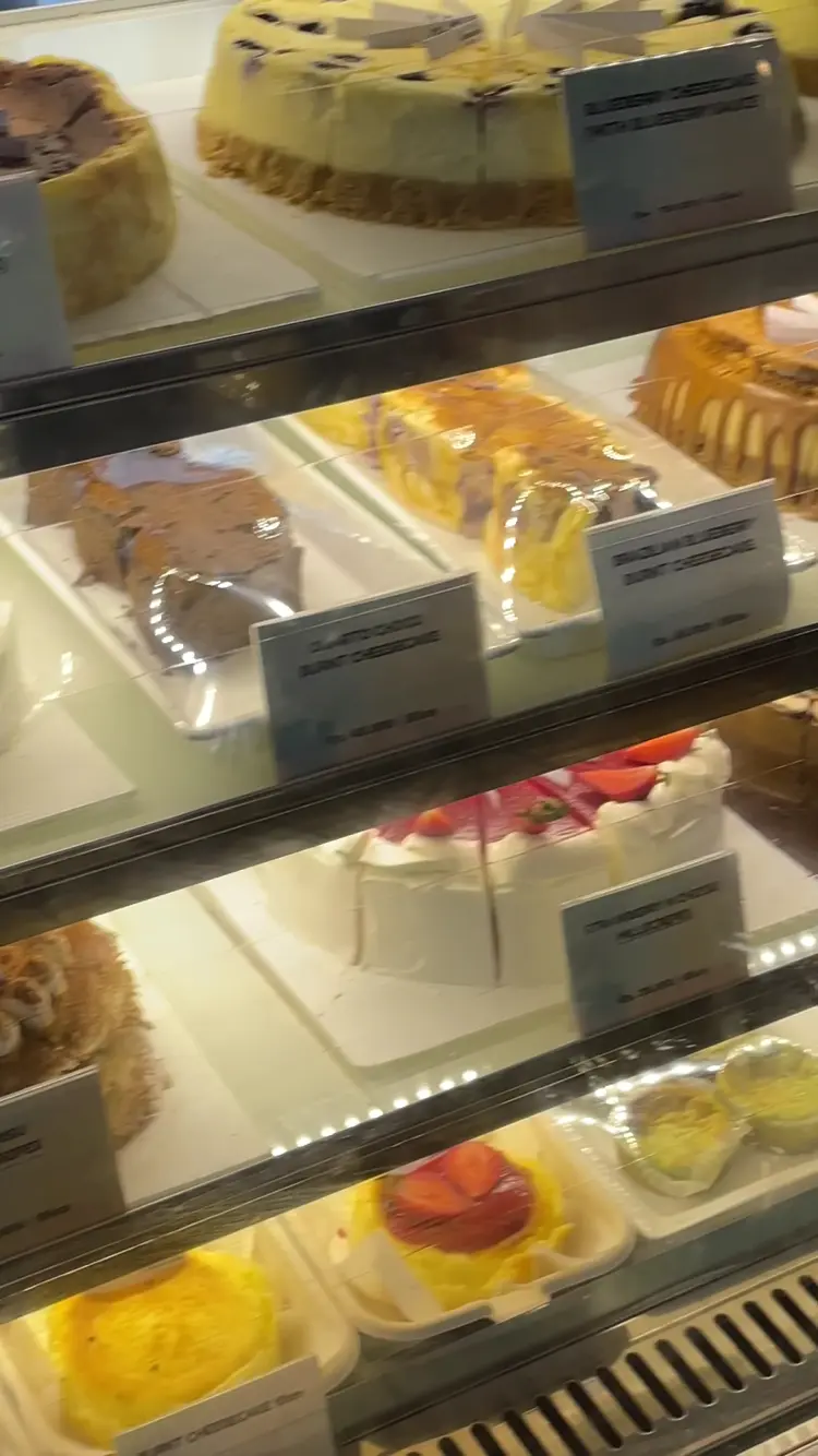 Cheesecake Expert Cempaka Putih 7