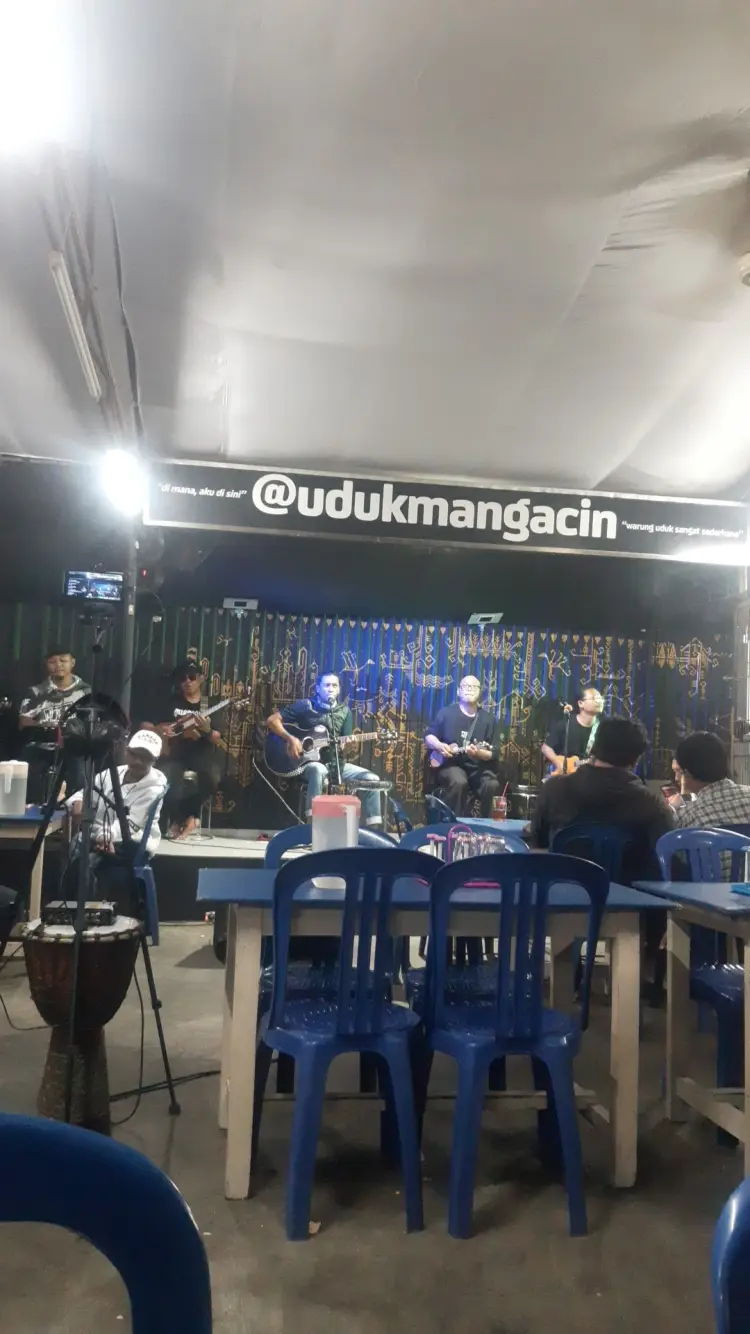 Nasi Uduk Mang Acin 6