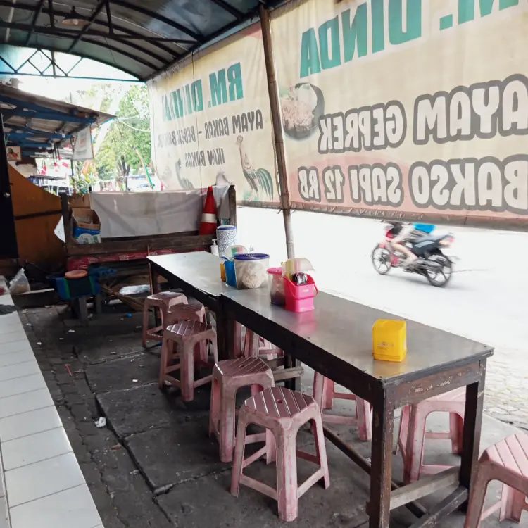 Rumah Makan DINDA 8