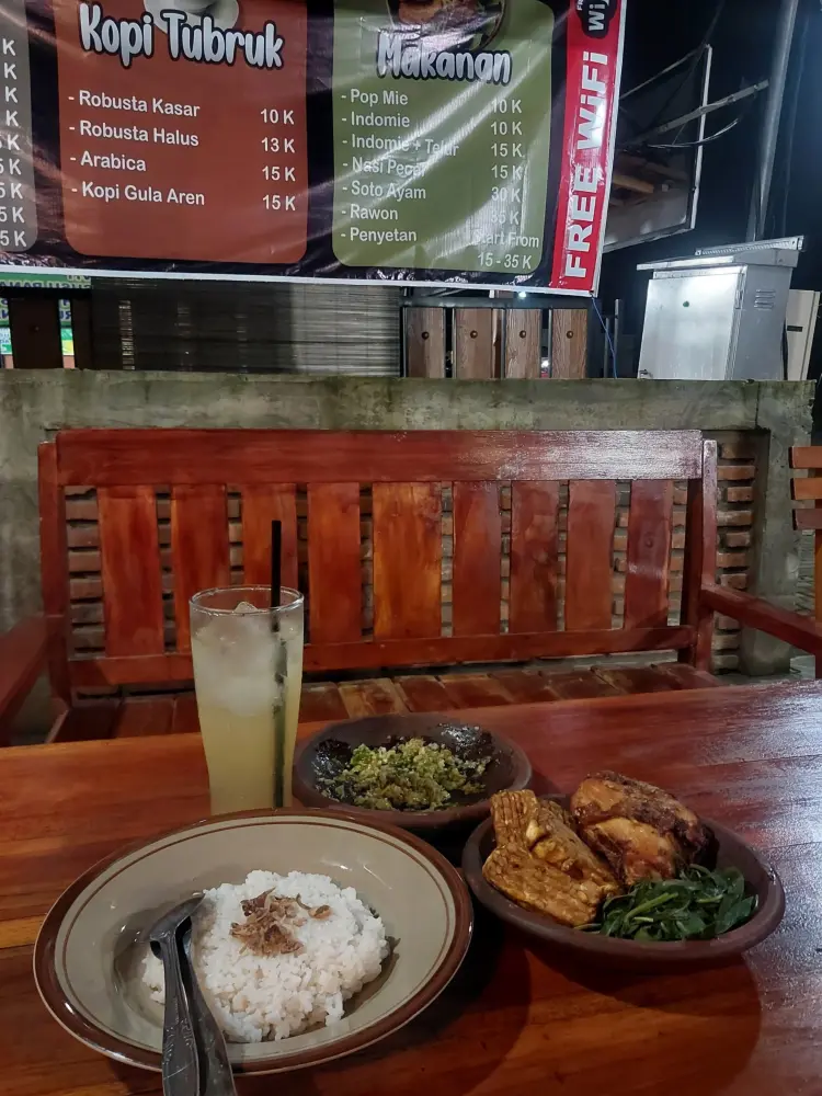 WARKOP TEMU ROSE rest area 626B 1