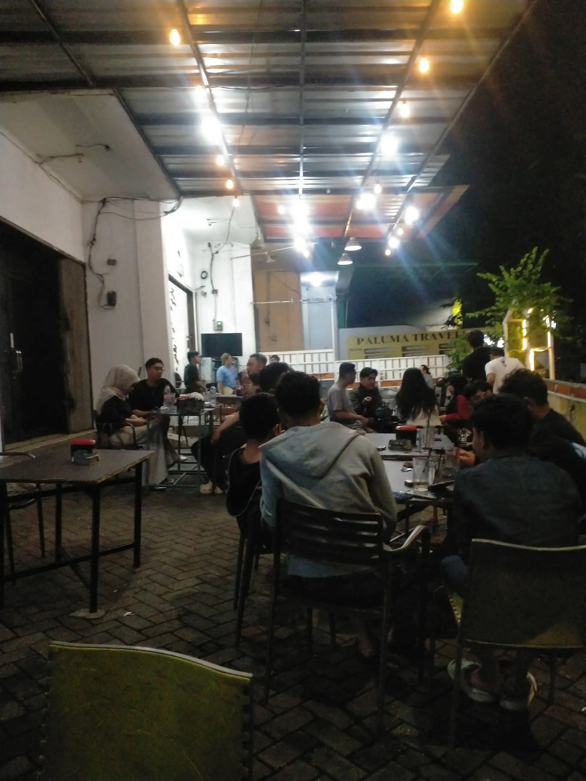 Baffled by a 20k Coffee & 1-Hour Wait in East Jakarta 3