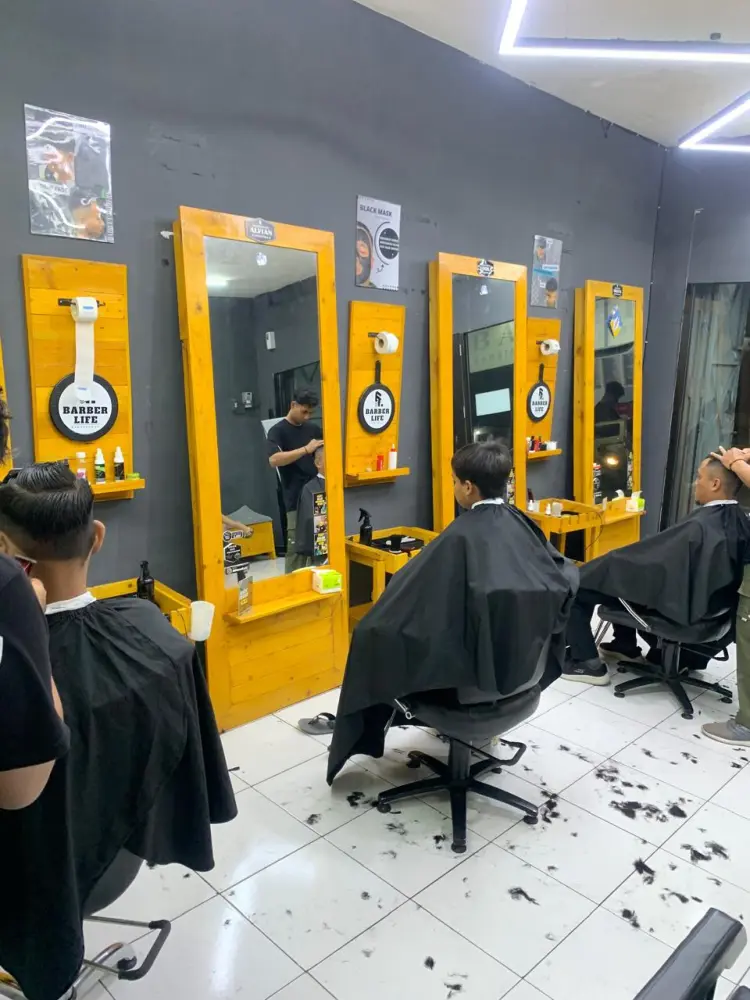 BarberLife BL01 Jaten Karanganyar 1