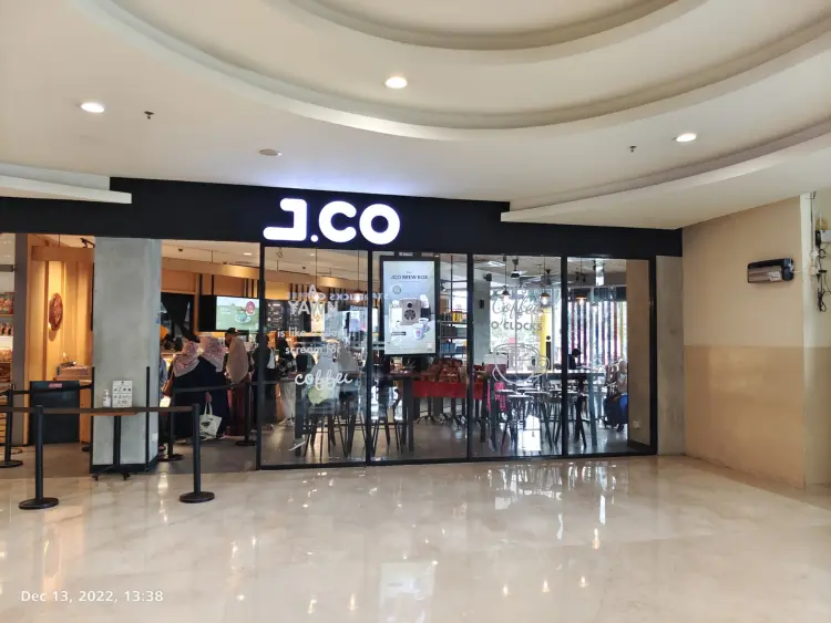 J.Co Cibinong City Mall 1