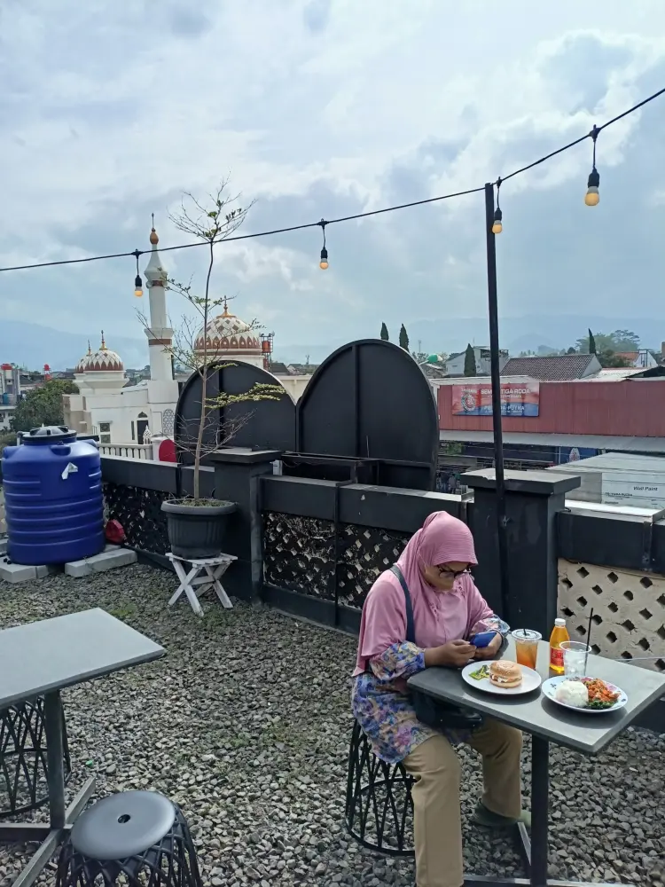 Kopi Kenangan - Ruko Gading Tutuka Soreang 3