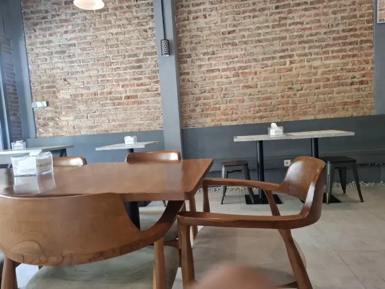 PRESTCO Cafe & Eatery 9