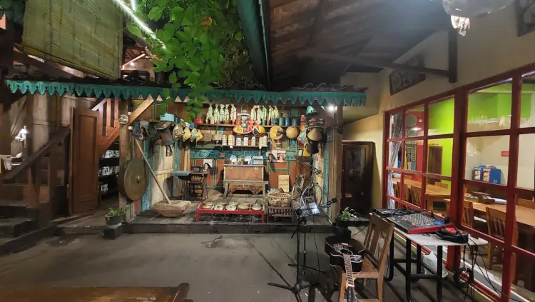 SHSD Sambel Hejo Sambel Dadak Ciputat 8