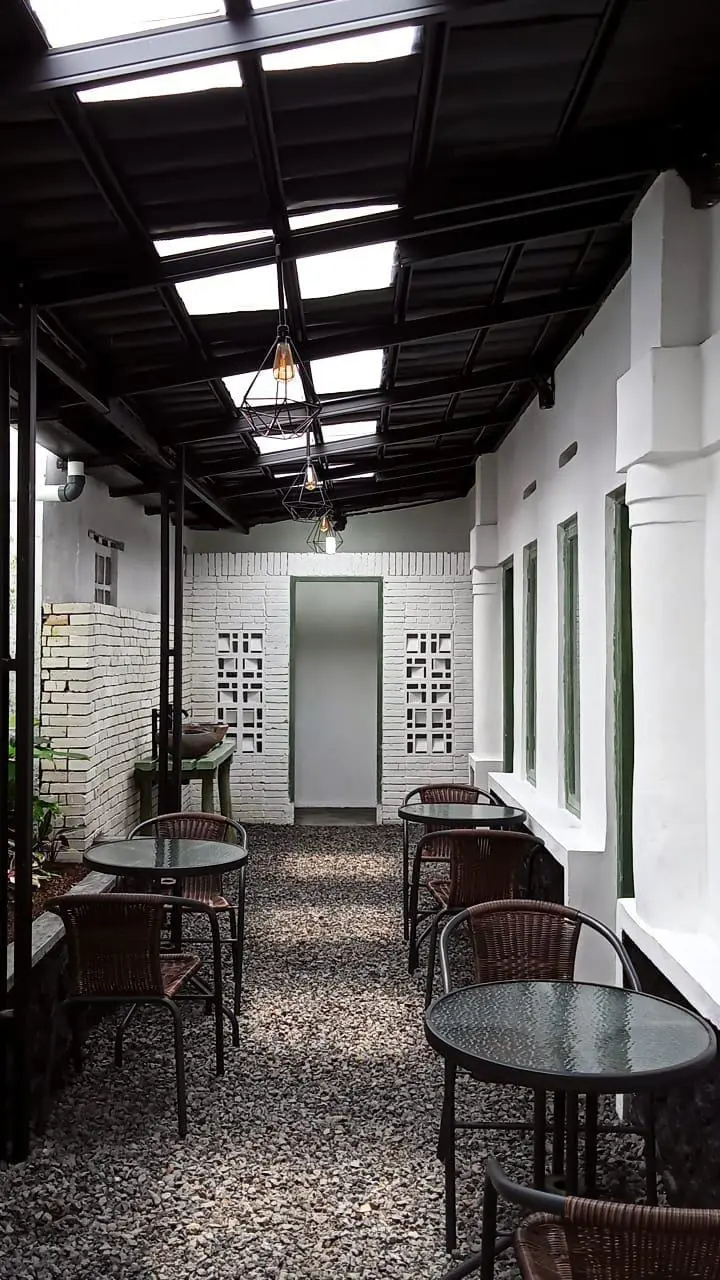 Afdhol.V2 Cafe & Resto Ciawi 5