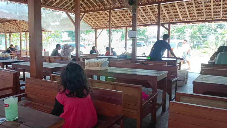 Sate Kerbau dan Iga Bakar Mbah Tedjo 2