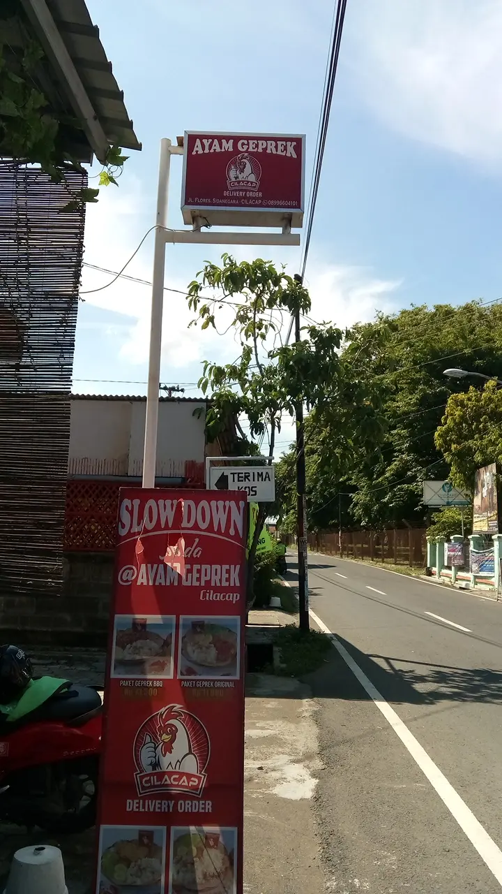 Ayam Geprek Cilacap 1