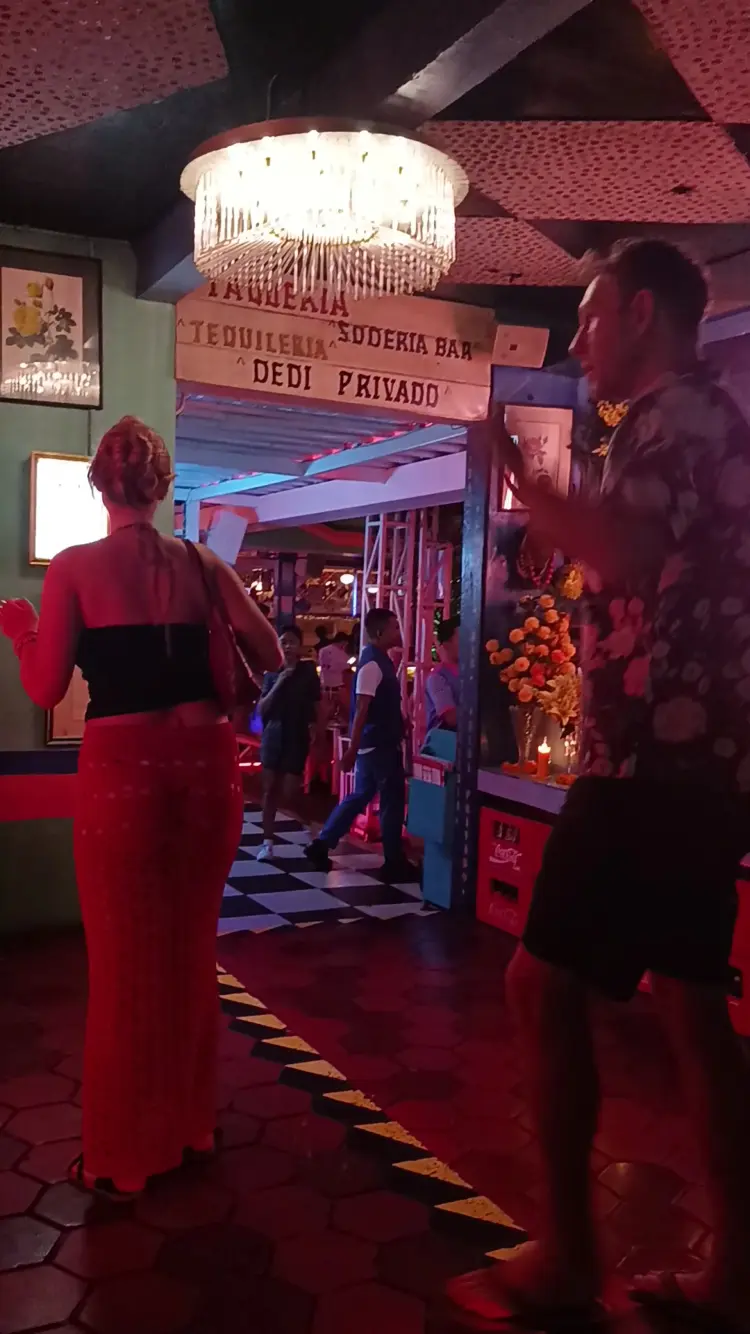 Kata siapa Bali cuma buat Chill doang? Tempat ini lewat jam 9:30 langsung berubah jadi diskotek