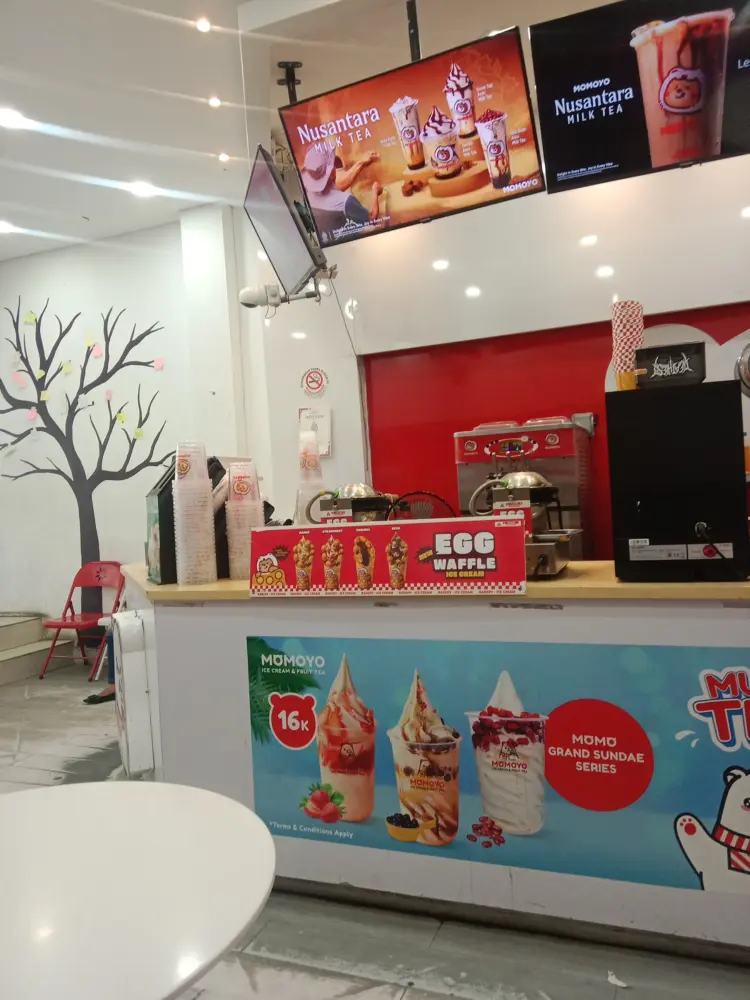 Momoyo Ice Cream Boulevard 3