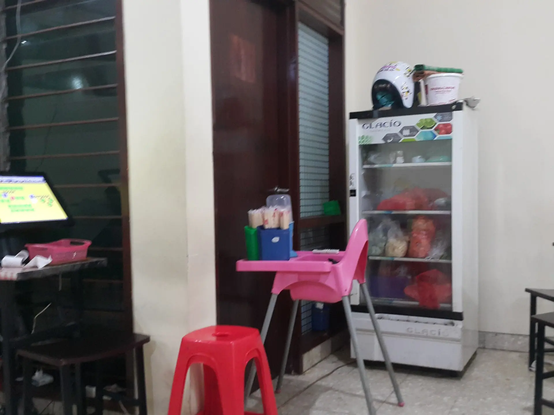 40k for Bakmi in a paper bowl from a legendary Jakarta shop? Anjay, I'm so done. 5