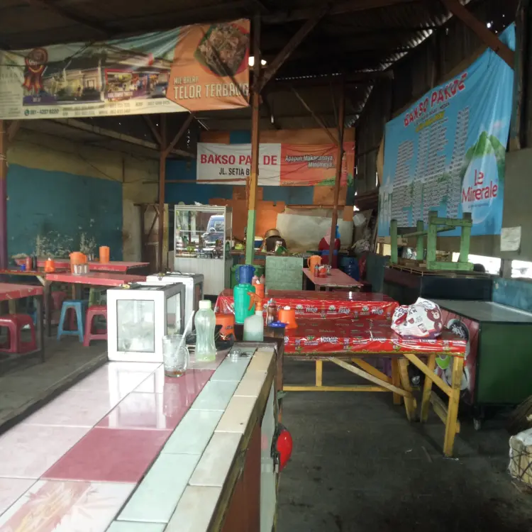 Bakso Pakde dan Mie Balap Murni Telor Terbang 1