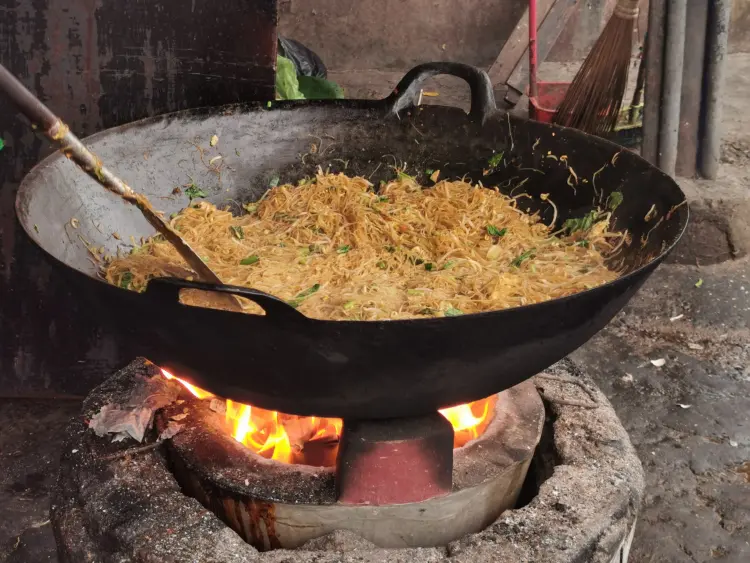 Bakso Pakde dan Mie Balap Murni Telor Terbang 6