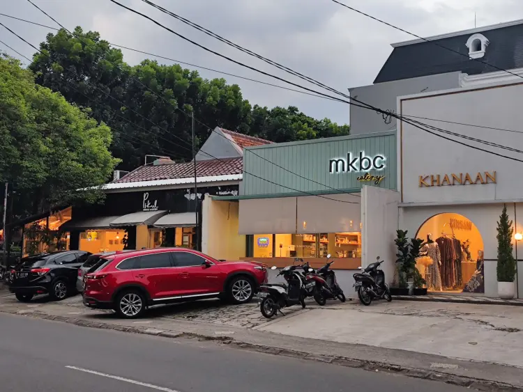 MKBC Eatery by Mie Kocok Bandung Cipete 1