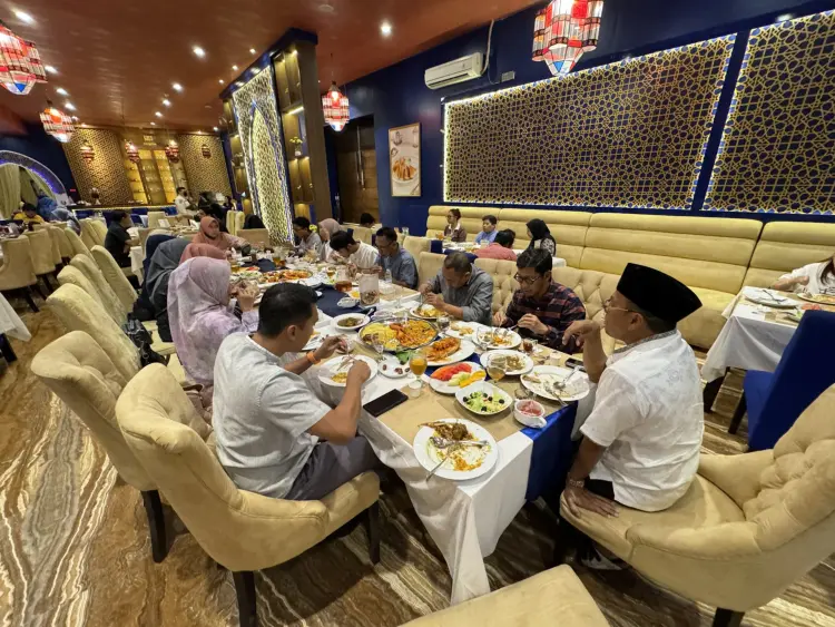 Sentral Al Jazeerah Restaurant & Cafe مطعم سنترال الجزيرة 10