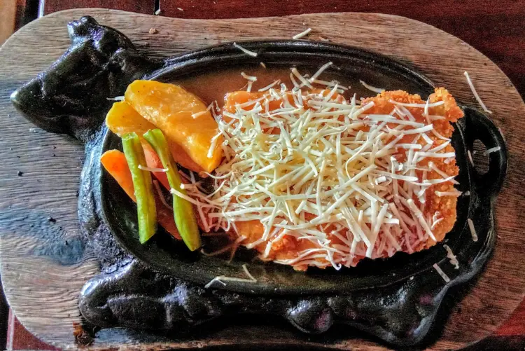 Treend Steak Kudus 10