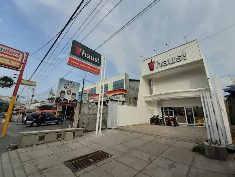 HAUS! Semarang Gajah Raya 1