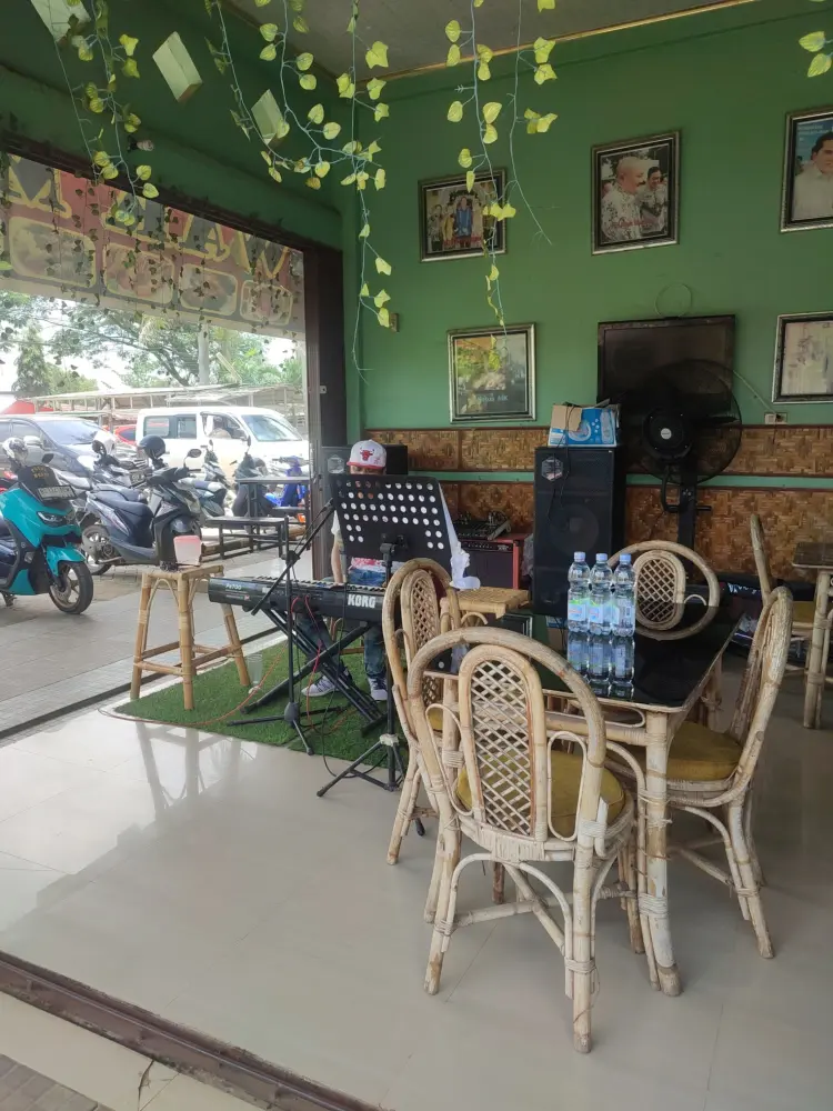 Rumah Makan Pindang Burung wakman 4