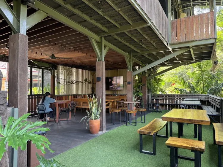 Red Soldadu Riverside 1