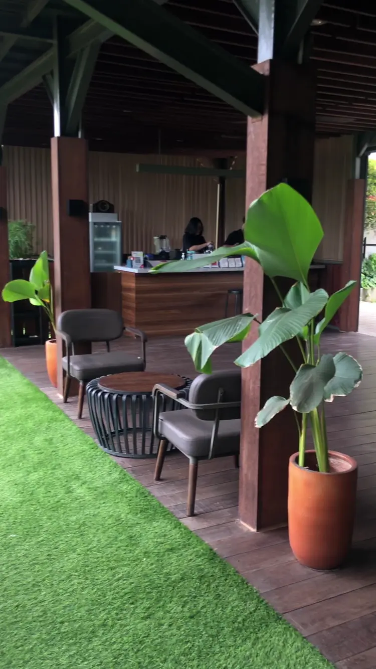 Red Soldadu Riverside 4