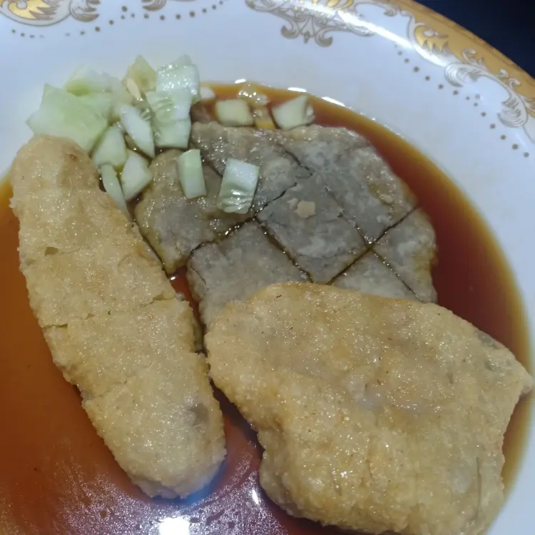 Batagor & Siomay Devi 8