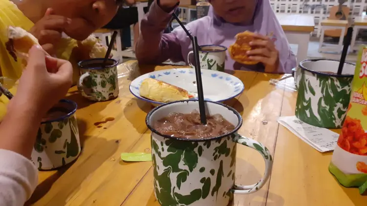 Es Coklat Impian Raden Saleh Depok 9
