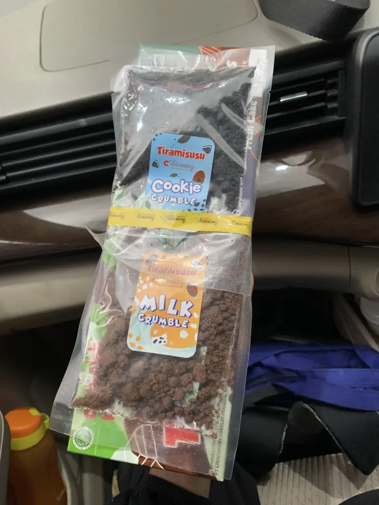 Tiramisusu by Chocomory, Anggrek 2