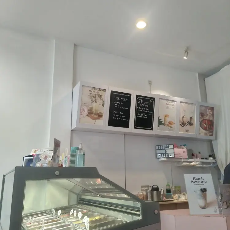 Scoop & Brew Gelato and Coffee 2